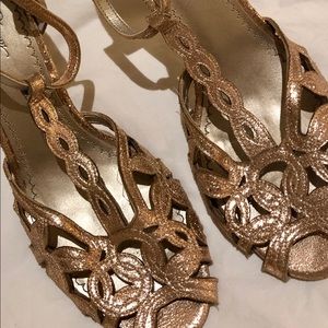 Rose gold strappy sandal -10